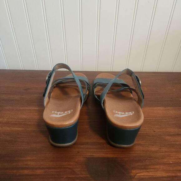 Dansko Womens Size 7.5/38 Man Made Leather Teal Open Toe Chunky Heel Sandals New - Picture 4 of 10